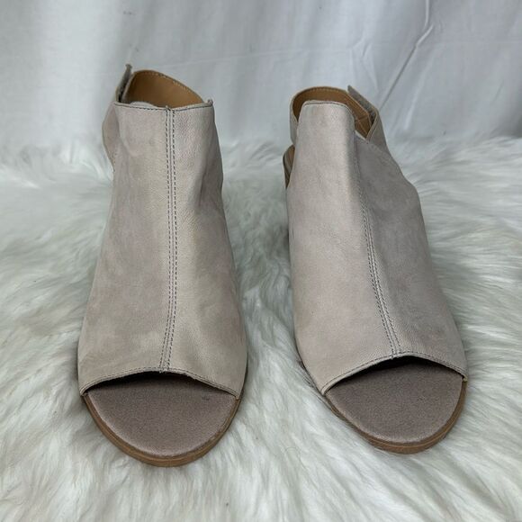 Franco Sarto Helix Slingback Peep Toe Stack Heel Sandals Sz 9.5 - Picture 3 of 7